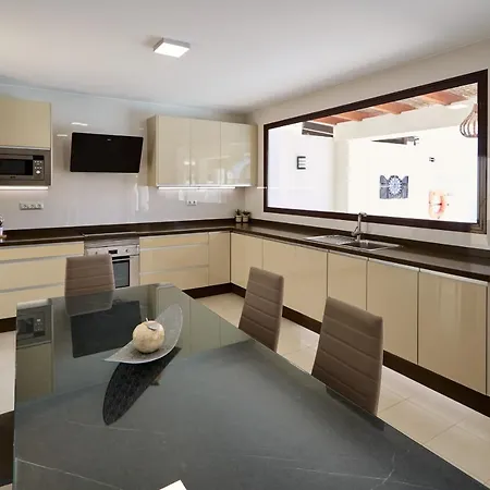 Bella Valen - Lh170 By Now Ltd Villa *