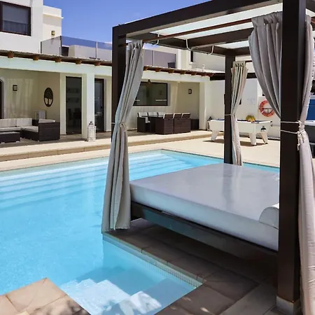 Bella Valen - Lh170 By Now Ltd * Playa Blanca (Lanzarote)